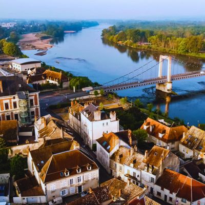Cosne-Cours-Sur-Loire au bord de la Loire dans la Nièvre
